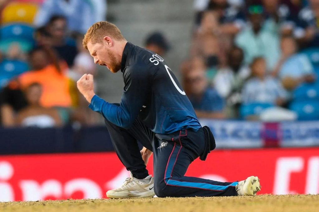 Best Career Bowling Averages in ODI