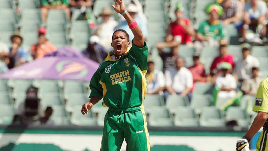 Reach 200 Wickets in ODI History